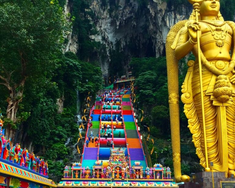 Malaysian-Temple-colorful-stairs-1124x900